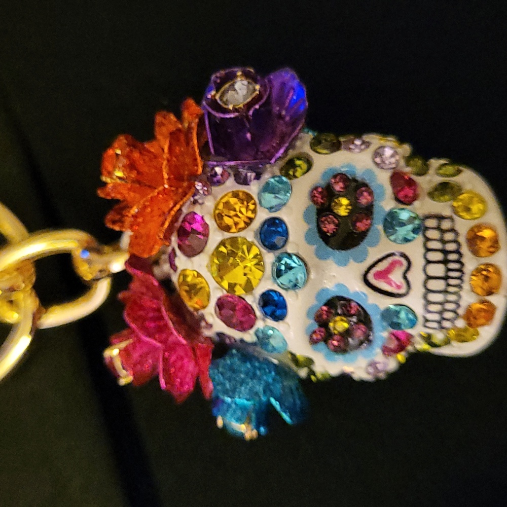Betsey Johbson Sugar Skull Pendant Necklace Bnwt HL